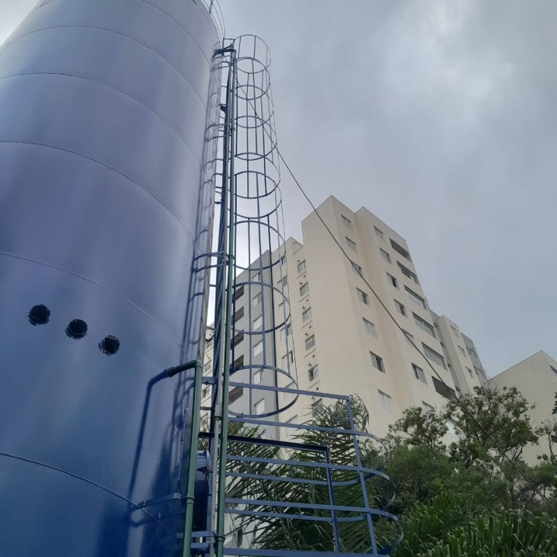 Reforma de reservatórios metálicos